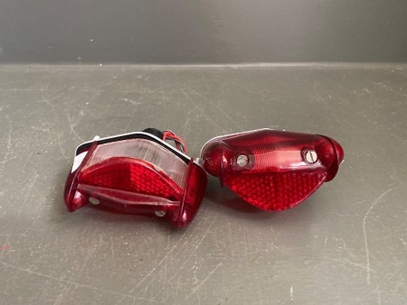 Finned Retro Tail Lights Pair