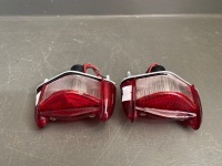 Finned Retro Tail Lights Pair - 3