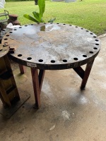 Blacksmith’s round work bench