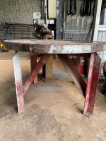 Blacksmith’s round work bench - 4