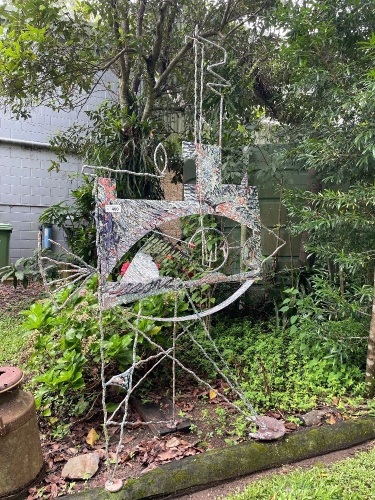 Garden sculpture in metal by Steve Weis