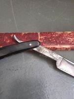 4 x cut Throat Razors with Malwa Strop - 6