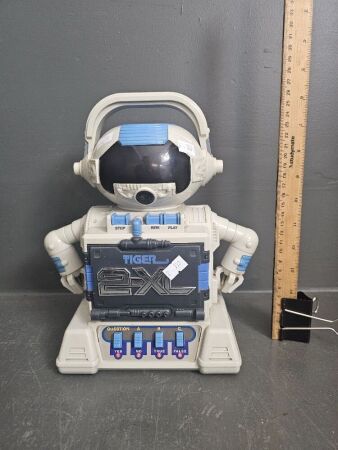 Tiger 2-XL Toy Robot Tape Player