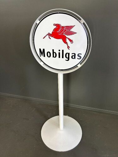 Mobilgas double-sided driveway sign on mount