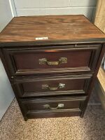 Bedside chest and chest of drawers