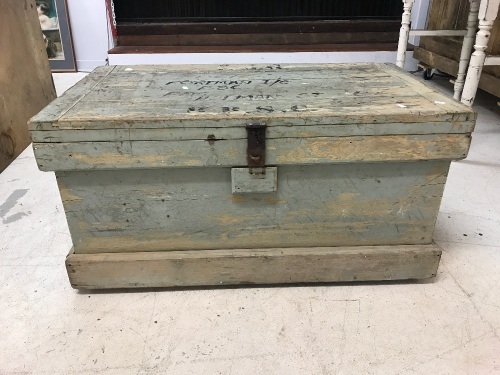 Antique Tradesmans Trunk