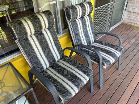 2 outdoor chairs