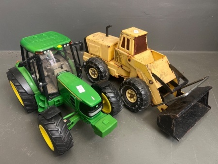 Tonka Digger and John Deere Tractor