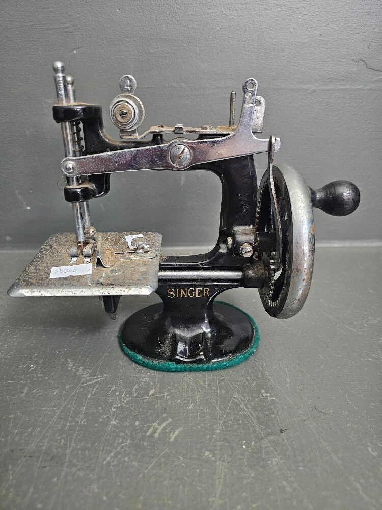 Small Singer Machine Vintage Mini Singer Hand Sewing Machine