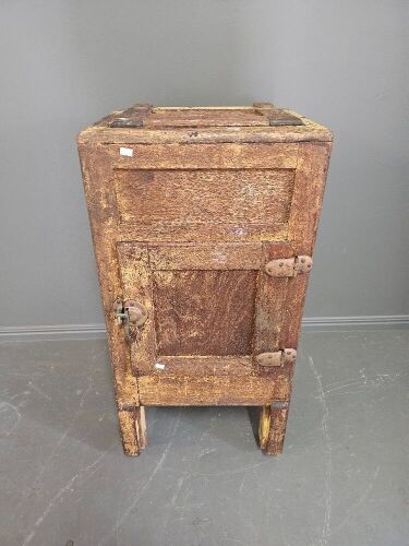 1930's Ice Chest