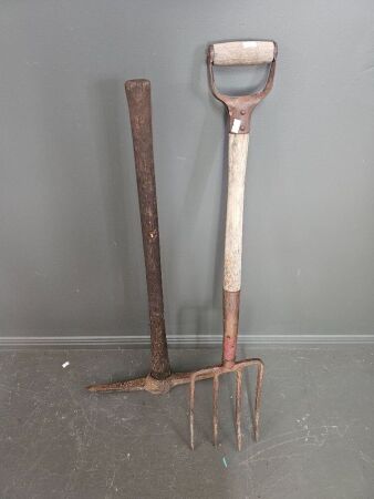 Vintage Garden Pick & Fork