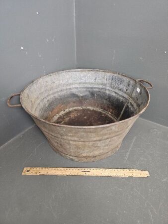 Large Metal Washing Tub with Handles