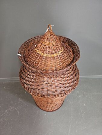 Cane Basket with Featured Lid