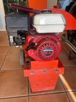 Honda Woodchipper 5.5 HP in working order - 2