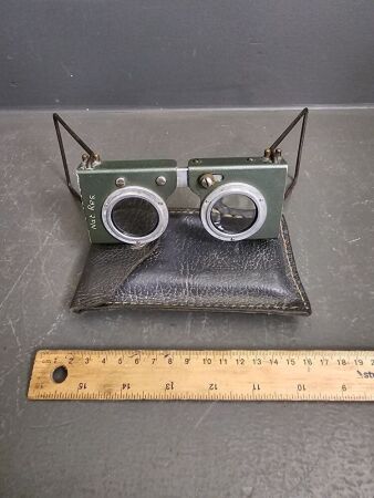 WWII Puss USA Military Sterescope Map Reader