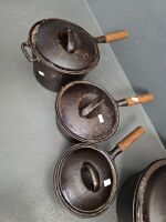 Cast Iron Set of 3 Saucepans with lids & Oven - 2