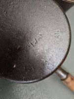 Cast Iron Set of 3 Saucepans with lids & Oven - 5