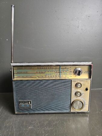 Zenith transistor radio (C1960s) - rare