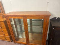 Bevelled Glass 3 Shelf Pine Display Cabinet - 2