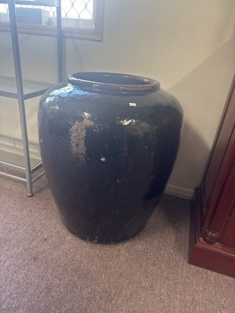 Burmese large brown urn