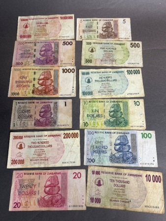 Collection of ZIMBABWE Banknotes