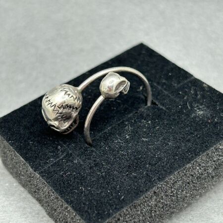 Sterling silver skull ring (925)