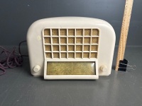 Mid Century Bakelite Radio