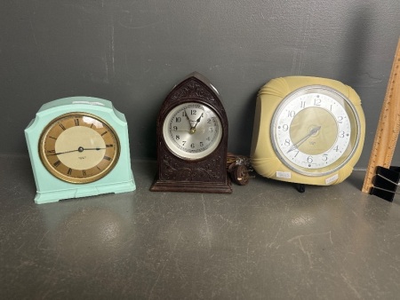 2 x Smith Setric Art Deco Bake Lite Clocks and 1 Lincoln Electric Clock USA