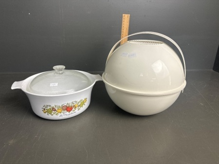 2 lt Corning Ware Casserole Dish & Guzzini Per  Alimenti Italy Retro Picnic Set