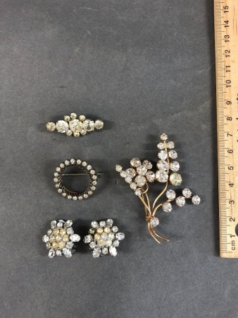 Collection of Vintage Diamante Costume Jewellery Pieces