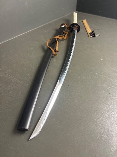 Japanese Samurai sword in sheath - stainless steel blade