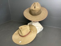 2x Akubra felt hats - 2