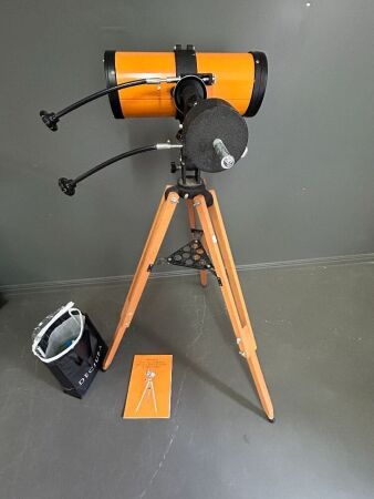 Short Tube Catadioptric Equatorial Reflector Telescope D-114mm F-1000mm with Lenses & Accessories