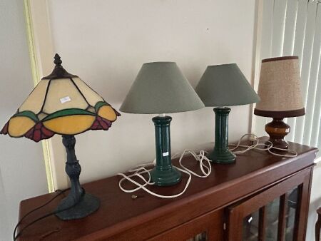 Assorted electric table lamps