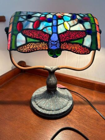 Tiffany lamp with leadlight shade