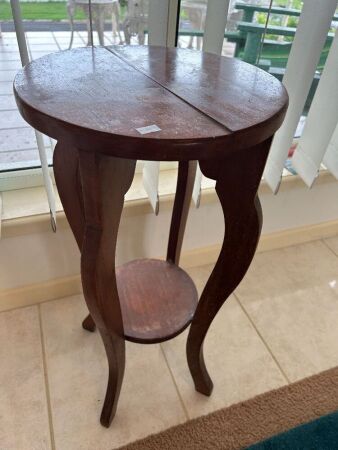 Vintage silky oak plant stand