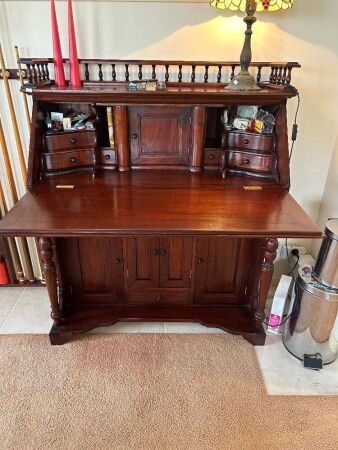 Mahogany look writing bureau