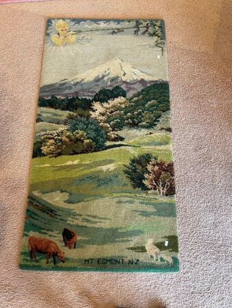 Small floor rug - Mt Egmont NZ