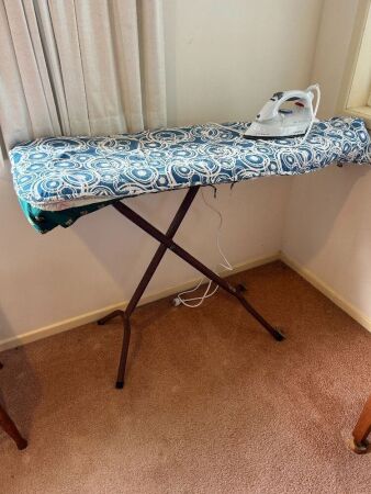 Kambrook Steamline iron and ironing board