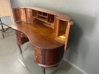 Stunning Antique Kidney Shaped Writing Desk in immaculate condition - 3