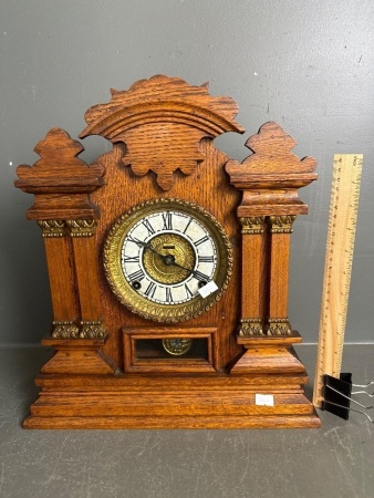 Antique Style Mantal Clock in working order w. Key South Australia