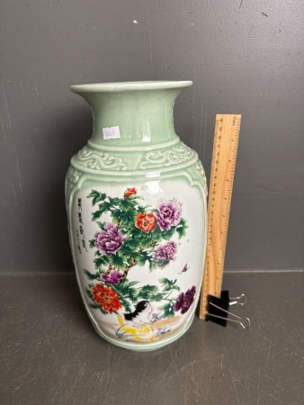 Vintage Chinese Calligraphy Vase w. Dragon