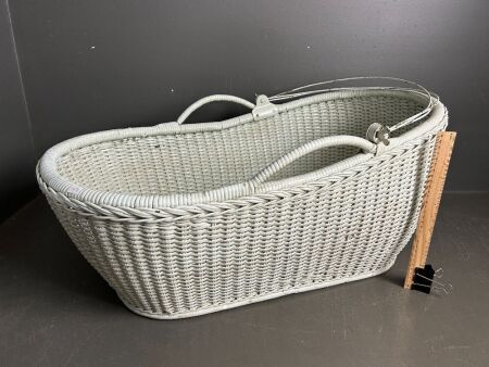 Vintage cane baby basinet