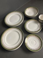 24 piece Royal Tunstall by Wedgwood sage and gilded trim dinner setting C1960s - 3