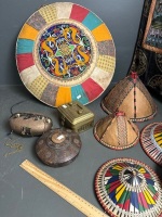 Asian decorator Lot w. Bag, Asian Style Hats, Wall Hanging etc - 3