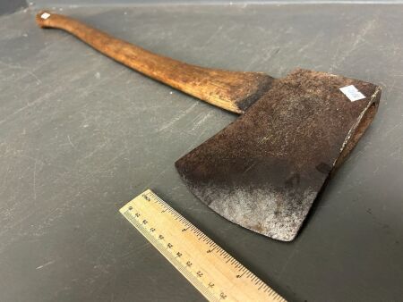 Vintage Craftsman 3.5 pound Axe 4.5in blade