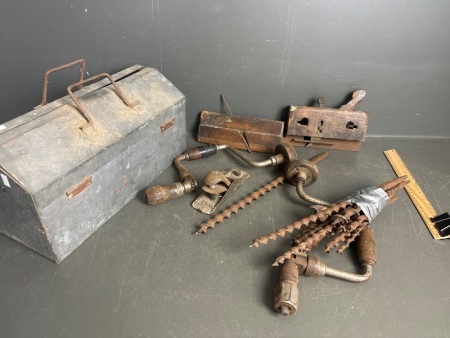 Vintage Woodworking tools in Metal Case