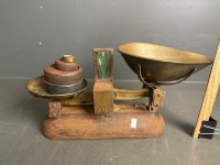 Antique Avery Bench Scales with Weights and Brass Bowl - 4