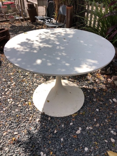 Retro Style Fibreglass Outdoor Table
