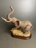 Dynasty Bone China Great African Elephant by Aynsley No.23/150 with Certificate - 7